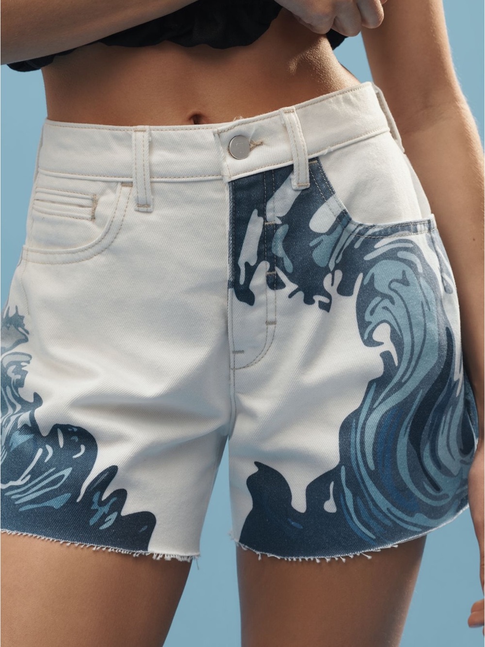 Anthropologie Pilcro Devon White Denim Shorts with Blue Wave Print (27)